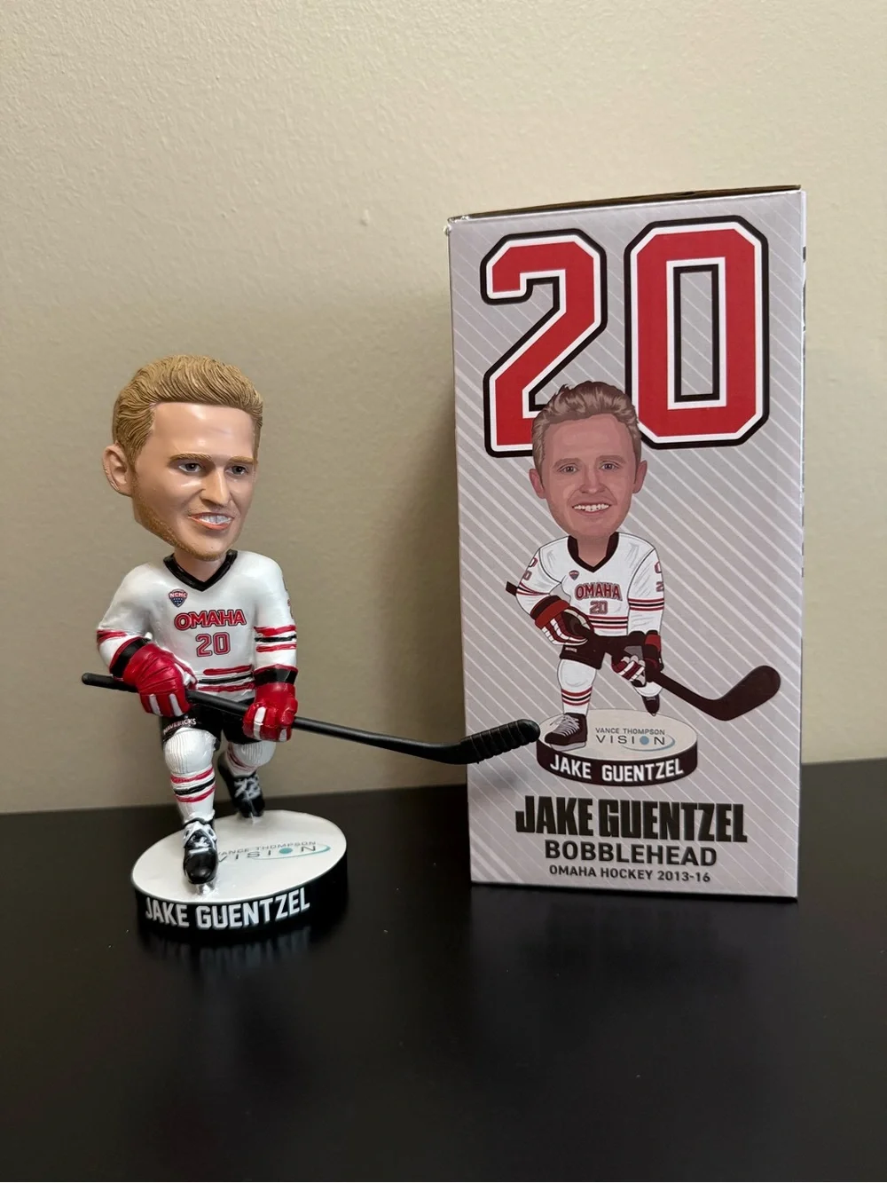 Jake Guentzel White & Red Hockey Player Bobblehead UNO